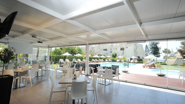 Frixos Suites Hotel Apts Voroklini Exterior photo